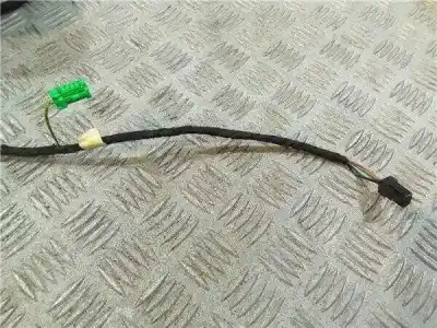 Peça sobressalente para automóvel em segunda mão espelho retrovisor direito por citroen c4 berlina 1.6 16v hdi referências oem iam   
