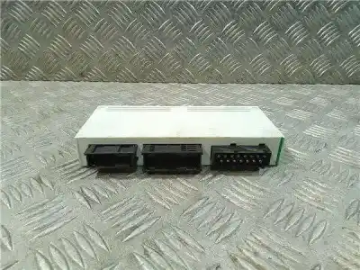 Peça sobressalente para automóvel em segunda mão  por BMW SERIE 3 COMPACT  Referências OEM IAM 61356932368  