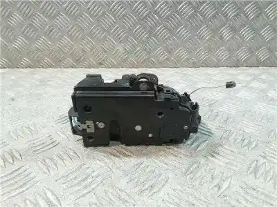 Second-hand car spare part left front door lock for volkswagen caddy ka/kb (2c) 1.6 tdi oem iam references 3d1837015as  