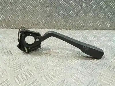 Peça sobressalente para automóvel em segunda mão  por VOLKSWAGEN T4 BUS (MOD. 1991)  Referências OEM IAM 701953503AJ  