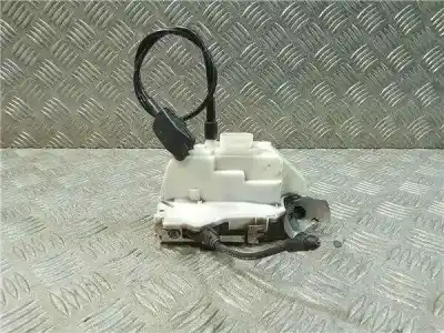 Second-hand car spare part LEFT FRONT DOOR LOCK for RENAULT MEGANE II FAMILIAR  OEM IAM references 27776  