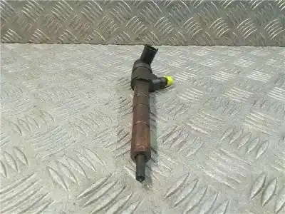 Second-hand car spare part injector for opel insignia berlina 2.0 16v cdti oem iam references   