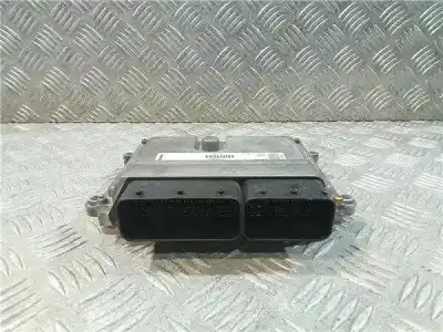 Second-hand car spare part ECU ENGINE CONTROL for VOLVO V50 FAMILIAR  OEM IAM references P30650677  