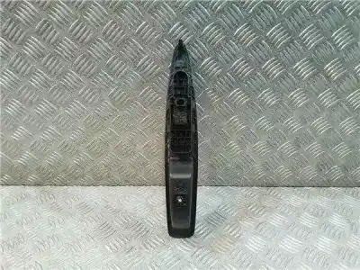 Pièce détachée automobile d'occasion commande de lève vitre avant droit pour citroen c4 berlina 1.6 16v hdi fap références oem iam 9651465677  