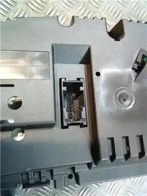 Peça sobressalente para automóvel em segunda mão quadrante por bmw x1 2.0 turbodiesel referências oem iam 225944308  