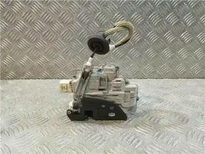 Pezzo di ricambio per auto di seconda mano serratura porta anteriore destra per audi a6 avant (4f5) 3.0 v6 24v tdi riferimenti oem iam   