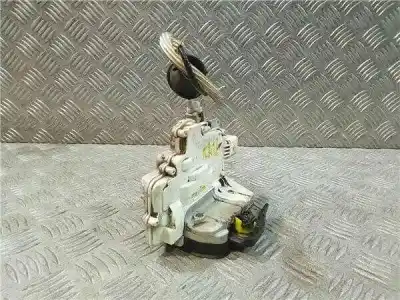 Pezzo di ricambio per auto di seconda mano serratura porta anteriore destra per audi a6 avant (4f5) 3.0 v6 24v tdi riferimenti oem iam   