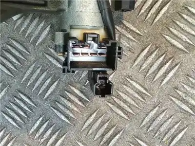 Second-hand car spare part ignition switch for toyota corolla (e12) 2.0 d-4d luna berlina oem iam references 45020024  