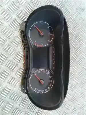 Second-hand car spare part dashboard for opel corsa e van 1.3 cdti oem iam references 39129455  