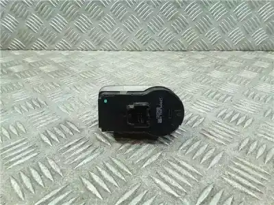 Second-hand car spare part headlights switch for opel corsa e van 1.3 cdti oem iam references 13470445  