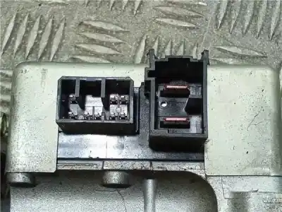 Pezzo di ricambio per auto di seconda mano piantone dello sterzo per opel corsa c (x01) 1.7 dti (f08 f68) riferimenti oem iam 24463940  