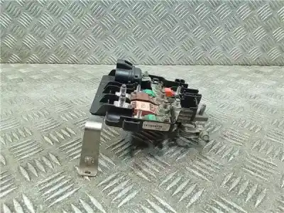 Pezzo di ricambio per auto di seconda mano SCATOLA RELÈ/FUSIBILI per MERCEDES CITAN (W415) COMBI  Riferimenti OEM IAM 241363873R  