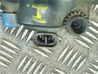 Second-hand car spare part left fog light for dacia logan 1 mcv familiar 1.5 dci (ks0k) oem iam references 8200074008  