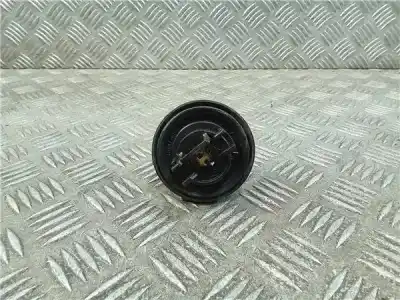 Gebrauchtes Autoersatzteil äusserer tankdeckel zum renault kangoo ii (f/kw0) 1.5 furgon compact comfort [1.5 ltr. - 63 kw dci diesel cat] oem-iam-referenzen 7700825873  