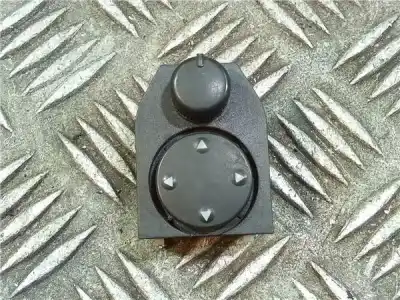 Pezzo di ricambio per auto di seconda mano controllo specchio per audi a3 (8l) 1.6 ambiente riferimenti oem iam 8d0959565b  