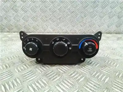 Peça sobressalente para automóvel em segunda mão COMANDO DE SOFAGEM (CHAUFFAGE / AR CONDICIONADO)  por KIA CERATO (LD)  Referências OEM IAM 972502F100  