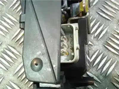 Peça sobressalente para automóvel em segunda mão fechadura da porta dianteira esquerda por bmw serie 5 touring (e39) 2.0 16v diesel cat referências oem iam  4 pins/4p 