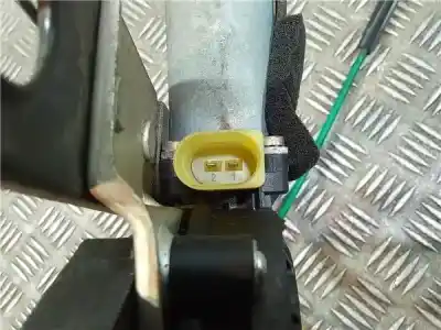 Second-hand car spare part passenger side right window regulator for bmw serie 3 compacto (e46) 2.0 320td oem iam references 8251350 2 pins/3p 130821928