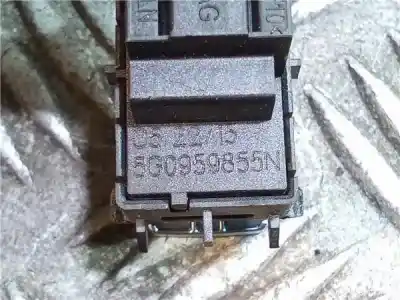 Pièce détachée automobile d'occasion commande de lève vitre arrière droit pour volkswagen golf vii (5g1/be1) (09.2012->) 1.6 advance bluemotion tech. [1.6 ltr. - 81 kw 16v tdi dpf] références oem iam 5g0959855n  