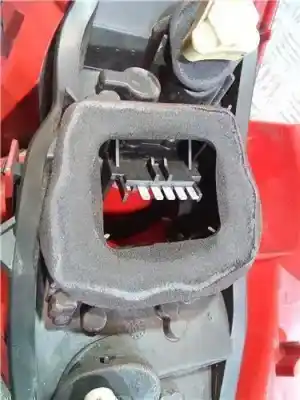 Pezzo di ricambio per auto di seconda mano luci posteriori destra per opel corsa d (s07) 1.4 (l08 l68) riferimenti oem iam 13186351  89038961a