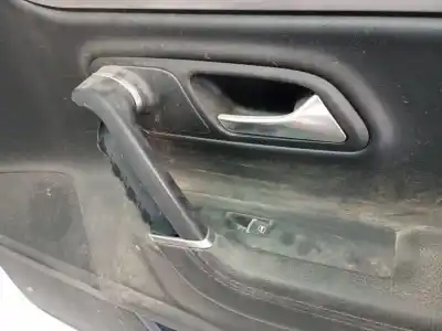 İkinci el araba yedek parçası sag ön kapi için volkswagen passat b6 (3c2) 1.8 tsi  oem iam referansları 3c8831056f  