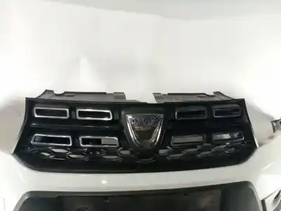 Pièce détachée automobile d'occasion le pare-choc avant pour dacia sandero ii tce 90 (b8m1 b8ma) références oem iam   