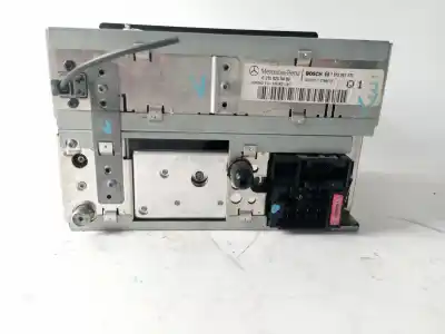 Gebrauchtes Autoersatzteil audiosystem / radio-cd zum mercedes-benz classe e 2 s210 automatico oem-iam-referenzen a2108205489  