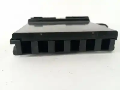 Pièce détachée automobile d'occasion boîtes à fusibles pour renault megane iv fastback références oem iam 241143738r  