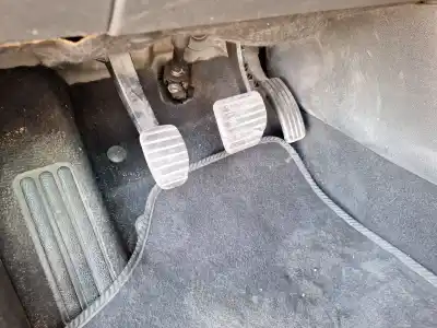 Pièce détachée automobile d'occasion PÉDALE D'EMBRAYAGE pour RENAULT MEGANE III FASTBACK (BZ0/1_, B3_)  Références OEM IAM   