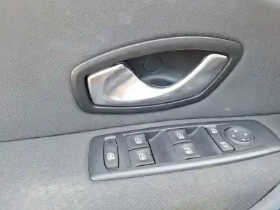 Автозапчастина б/у ліва передня внутрішня ручка для renault megane iii fastback (bz0/1_, b3_) 1.5 dci посилання на oem iam  Автозапчастина б/у ліва передня внутрішня ручка для renault megane iii fastback (bz0/1_, b3_) 1.5 dci посилання на oem iam