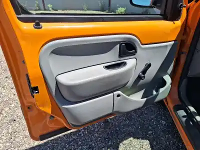 Автозапчасти б/у обивка левой передней двери за renault kangoo express (fc0/1_) 1.5 dci (fc1e) ссылки oem iam 