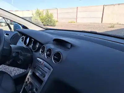 Автозапчасти б/у панель приборов за peugeot 308 i (4a_, 4c_) 2.0 hdi ссылки oem iam   