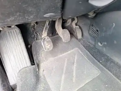 Second-hand car spare part accelerator pedal for fiat stilo (192_) 1.6 16v (192_xb1a) oem iam references 