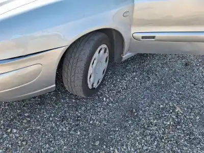 Автозапчасти б/у передняя левая кулачка за citroen xsara (n1) 2.0 hdi 109 ссылки oem iam 