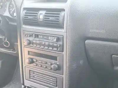 Pièce détachée automobile d'occasion système audio / radiocd pour opel astra g fastback (t98) 1.6 16v (f08. f48) références oem iam   