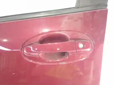 Pièce détachée automobile d'occasion porte avant gauche pour toyota yaris (_p13_) 1.5 hybrid (nhp130_) références oem iam 670020d230  rojo tokio 3pn