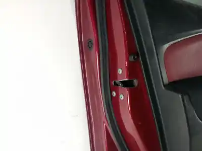 Pièce détachée automobile d'occasion porte avant gauche pour toyota yaris (_p13_) 1.5 hybrid (nhp130_) références oem iam 670020d230  rojo tokio 3pn