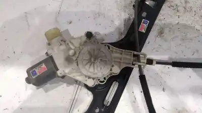 Second-hand car spare part passenger side right window regulator for bmw 1 (e87) 118 d oem iam references 7067796  