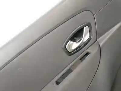 Автозапчастина б/у обкітка задніх лівіх дверей для renault scénic iii (jz0/1_) 1.5 dci посилання на oem iam 829a13216r  