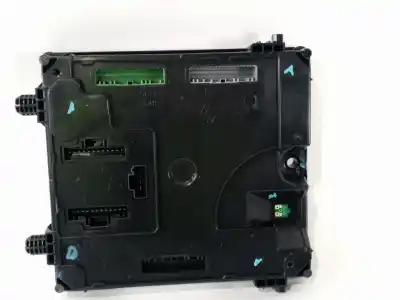 Second-hand car spare part FUSE BOX UNIT for RENAULT LATITUDE (L70_)  OEM IAM references 284B12127R  