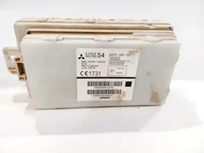 Recambio de automóvil de segunda mano de caja reles / fusibles para mitsubishi l200 / triton (kj_, kk_, kl_) 2.4 di-d (kj0t)  referencias oem iam 8637b0  
