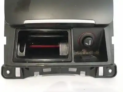Автозапчастина б/у попільничка для audi a4 b8 (8k2) 2.0 tdi посилання на oem iam 8k0857951  