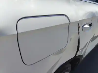 Автозапчастина б/у зовнішній пливний колпак для seat ateca (kh7, khp) 1.4 tsi посилання на oem iam 575809702d 575 809 702 d color exterior / nº de pintura 9p / f9e