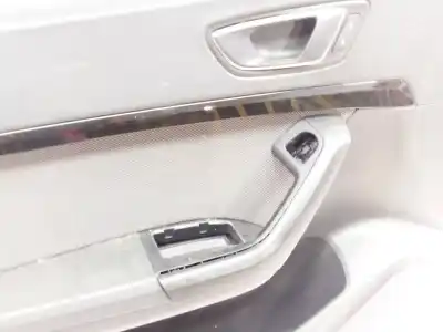 Автозапчастина б/у оббірка передніх дверей ліва для seat ateca (kh7, khp) 1.4 tsi посилання на oem iam 1747529  