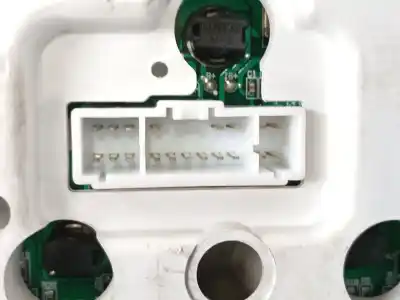 Peça sobressalente para automóvel em segunda mão quadrante por otras marcas de  referências oem iam dl5zkl matrix 1.5d 2005  