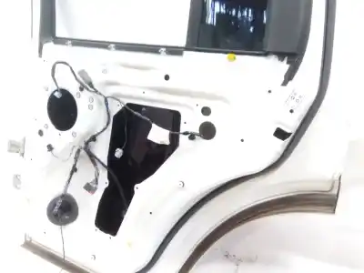 Автозапчастина б/у двері задні праві для land rover discovery iv (l319) 3.0 td 4x4 посилання на oem iam bfa780180  