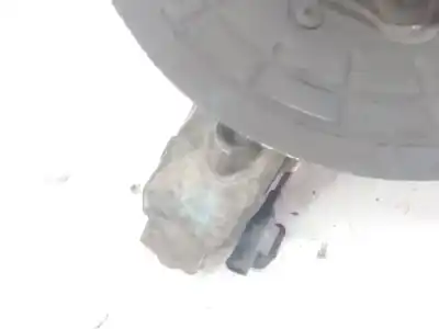 Автозапчасти б/у передняя правая кулачка за jeep-viasa compass (mp, m6, mv, m7) 1.4 multiair 4x4 ссылки oem iam 4787970aa  