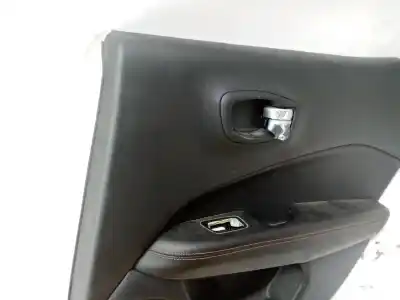 Автозапчасти б/у обивка задней правой двери за jeep-viasa compass (mp, m6, mv, m7) 1.4 multiair 4x4 ссылки oem iam 5us10lt5ad  
