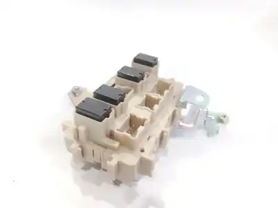 Second-hand car spare part fuse box unit for nissan qashqai ii suv (j11, j11_) 1.6 dci all mode 4x4-i oem iam references 4eb0a  