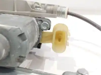 Автозапчастина б/у регулятор скла заднього правого для kia stonic (yb) 1.0 t-gdi eco-dynamics+ посилання на oem iam 83402h8100  